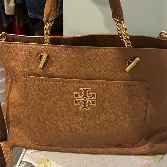Tory Burch Handbags - Tory Burch Brown Leather Tote with Gold Accents